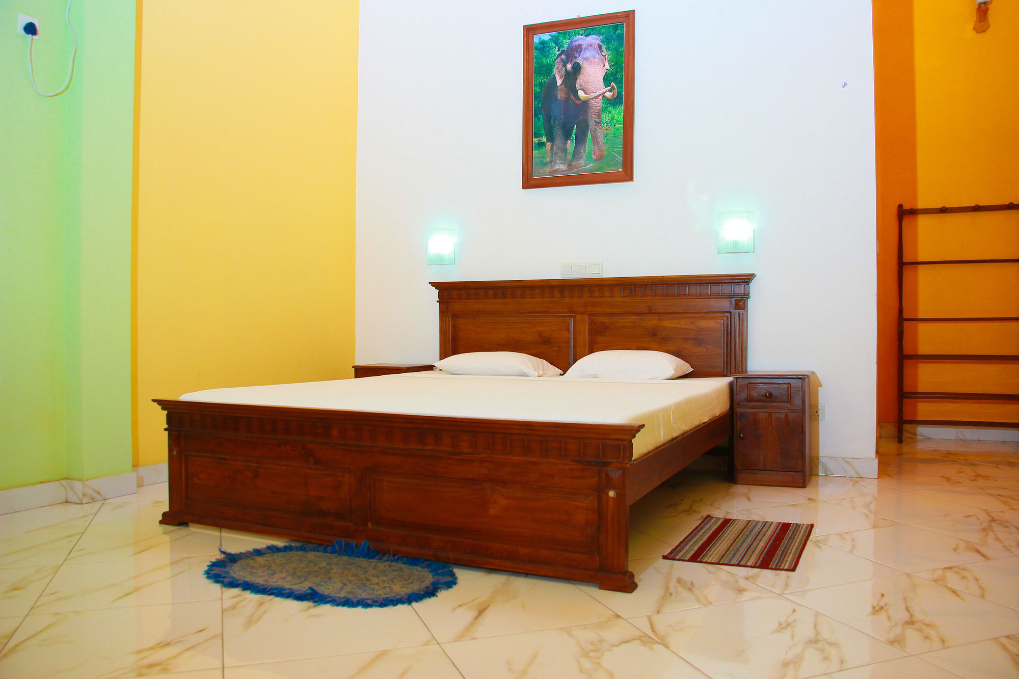 ברוואלה Lagoon Garden Hotel מראה חיצוני תמונה