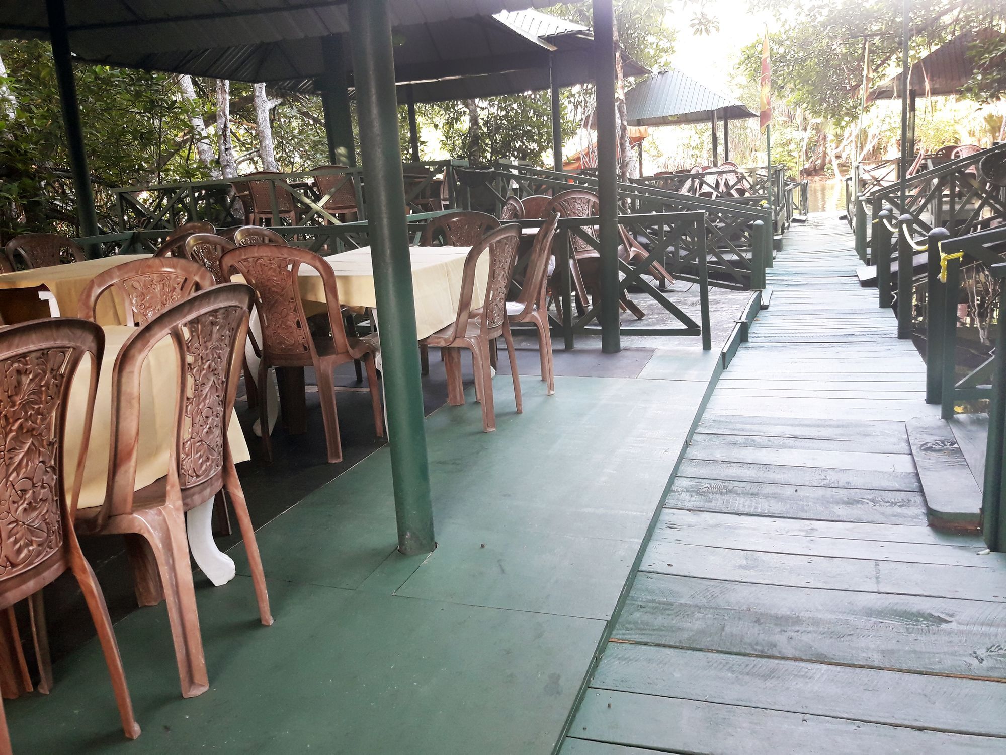 ברוואלה Lagoon Garden Hotel מראה חיצוני תמונה