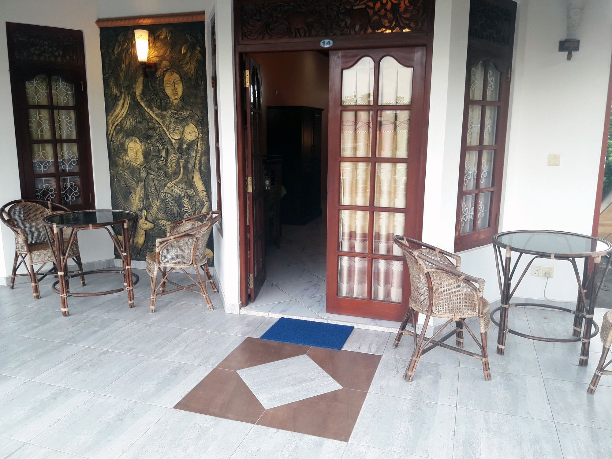 ברוואלה Lagoon Garden Hotel מראה חיצוני תמונה